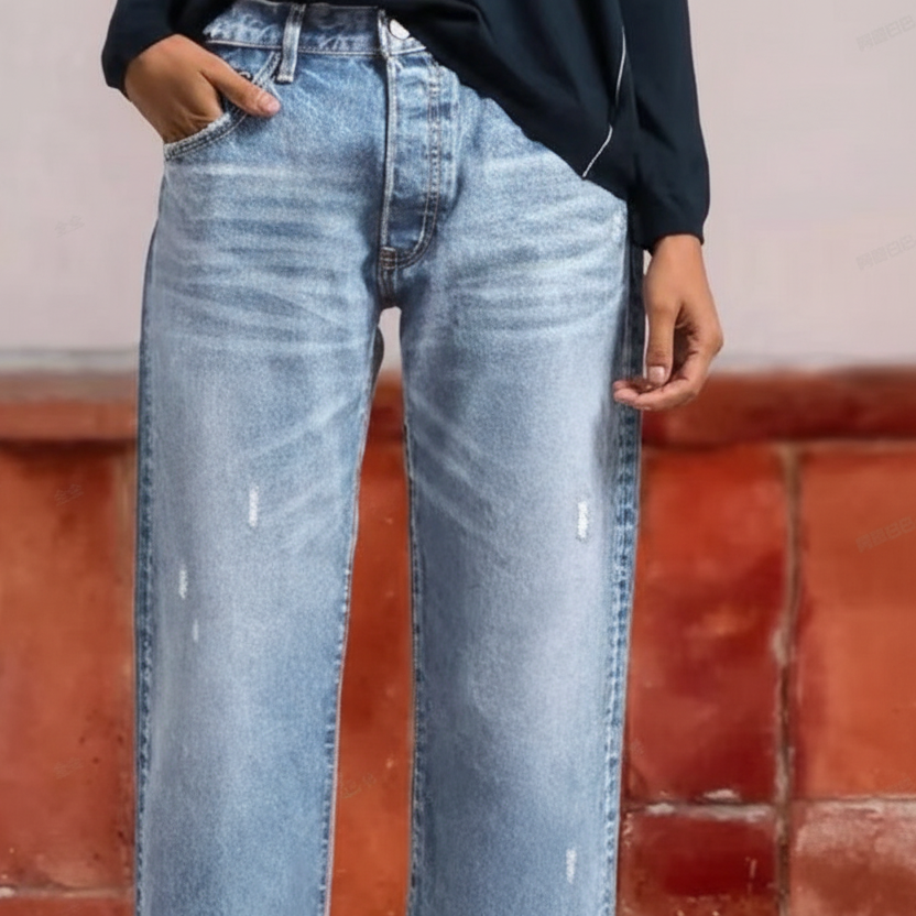 Lola · Jeans dritti corti retrò da donna